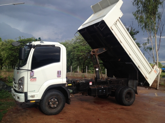 ขายหกล้อดั้ม FRR 210 ยูโร 3 ปี 53 สวยๆ เดิมๆ หัวเก๋ง แชชซี กะบะ ทุกอย่างสีเดิมโรงงาน ไม่มีการเก็บงานมาย้อมแมว รถบ้านพร้อมใช้