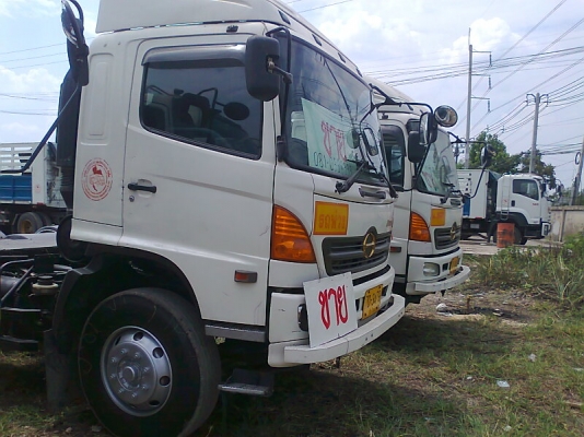 ขายด่วน..รถสิบล้อหัวลาก HINO MEGA FM 2PKPA  320 แรงม้า รถปี 50 เครื่องเดิม เกียร์เดิม รถสวยสภาพใหม่พร้อมใช้ มีทะเบียนครบ.