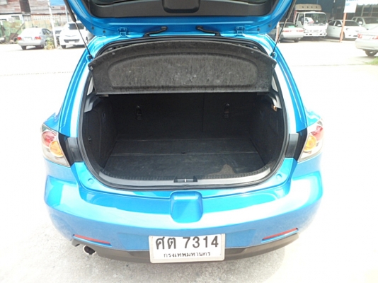 MAZDA 3 5 Dr 2.0 ปี 2005 รถสวยมือเดียวออกห้าง ดาวน์ 8,000