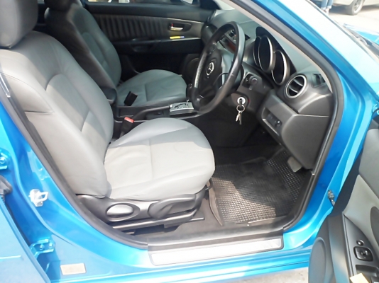 MAZDA 3 5 Dr 2.0 ปี 2005 รถสวยมือเดียวออกห้าง ดาวน์ 8,000