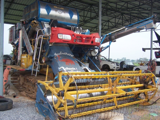 ขายรถเกี่ยวข้าวเกษตรพัฒนา