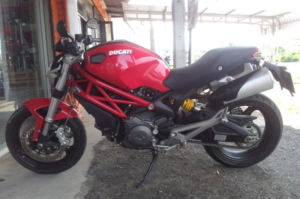 ขายถูก!!DUCATI Monster 800 cc. Year 2012 เพียง 3xx,xxx THB.เวสโคสน์ ภูเก็ต