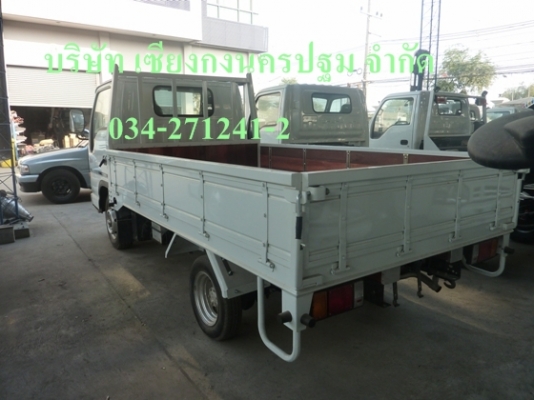 ISUZU NKR การ์ตุน 100 HP 4 สูบ  LPG + กระบะไม้คาร์โก้ ป้ายเล็กไม่ติดเวลา