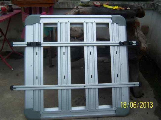 ขายแล็คหลังคา แครี่บอย