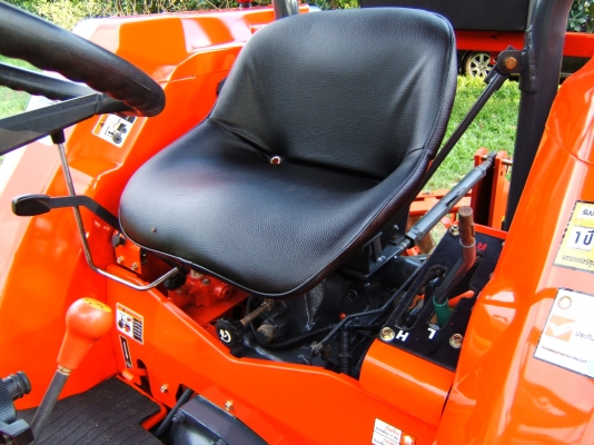 KUBOTA L4508 DT 4WD พร้อมใบดันดินหน้าและผาน6ตราช้าง KUBOTA L4508 DT 4WD พร้อมใบดันดินหน้าและผาน6ตราช้าง