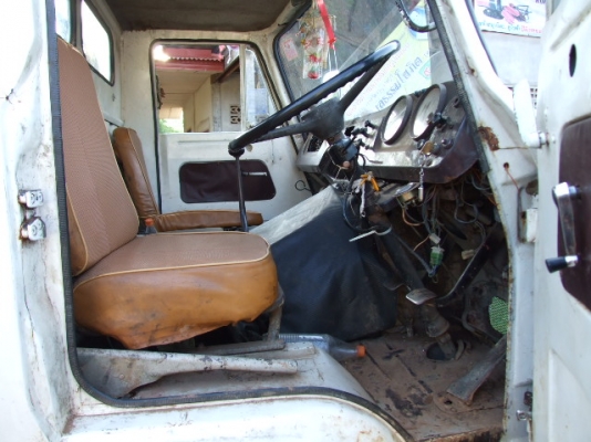 ขาย 6 ล้อท้ายลาด หางไฮดรอลิคบรรทุกรถเกี่ยวข้าว-แบคโฮเล็ก ขาย 6 ล้อท้ายลาด หางไฮดรอลิคบรรทุกรถเกี่ยวข้าว-แบคโฮเล็ก