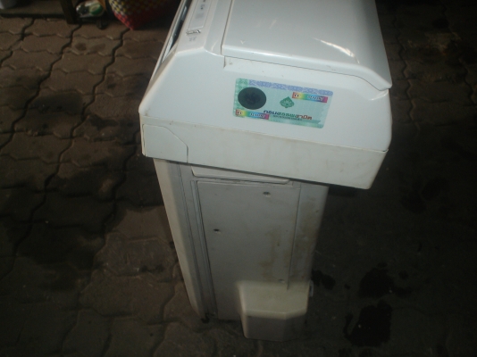 หนุ่มพิโลกคุณครับ**สภาพดีมาก LGขนาด12624BTU**ขายตามสภาพ**ครับท่านผู้ชม