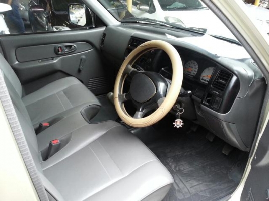 MITSUBISHI STRADA SINGLE 2.5 2004 MITSUBISHI STRADA SINGLE 2.5 2004