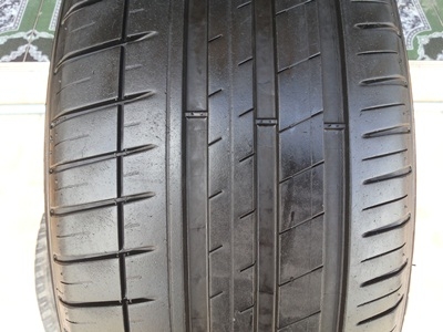 ขายยาง225/55/16 ปี 4610 MICHELIN POLOT SPORT3 1 ชุด