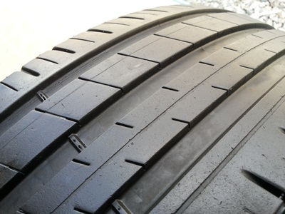 ขายยาง225/55/16 ปี 4610 MICHELIN POLOT SPORT3 1 ชุด