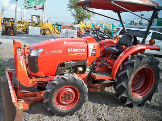 Kubota L3608