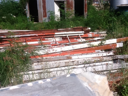 ขายเหล็กฉากและ I-beam มือสอง