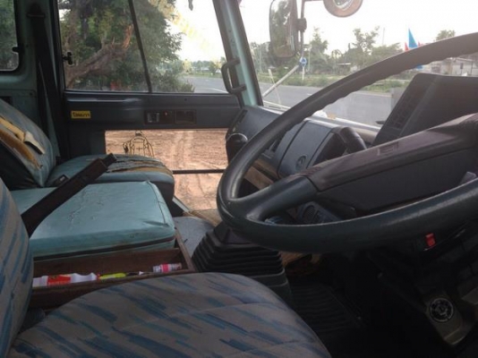 ***ขายแล้วครับขอบคุณ Truck2hand ขาย 6ล้อช่วงยาว 5.50ม. ISUZU ROCKY FRR 175 เครื่อง6BG1 175HP เครื่องส้มยอดนิยม แห้งๆไม่เยิ้มแรงดีประหยัด ช่วงล่างแน่นคัสซีสวยไม่ผุไม่ดาม กระบะคอกไม้ยาว5.50ม.สภาพดีไม่ผุ หัวบางภายในสวย คอนโซลครบ  พ.พาวเวอร์ ทริฟฟี่ ยาง8.25ดี