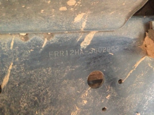 ***ขายแล้วครับขอบคุณ Truck2hand ขาย 6ล้อช่วงยาว 5.50ม. ISUZU ROCKY FRR 175 เครื่อง6BG1 175HP เครื่องส้มยอดนิยม แห้งๆไม่เยิ้มแรงดีประหยัด ช่วงล่างแน่นคัสซีสวยไม่ผุไม่ดาม กระบะคอกไม้ยาว5.50ม.สภาพดีไม่ผุ หัวบางภายในสวย คอนโซลครบ  พ.พาวเวอร์ ทริฟฟี่ ยาง8.25ดี