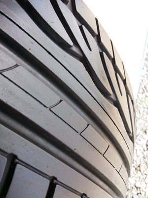 ขายยาง205/45/17 ปี 3507 DUNLOP SP01  Germany  1  คู่