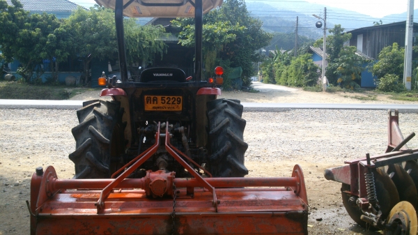 ขาย รถไถนา ยันม่าร์ EF 352T พร้อมอุปกรณ์