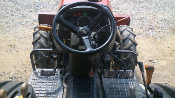 ขาย รถไถนา ยันม่าร์ EF 352T พร้อมอุปกรณ์