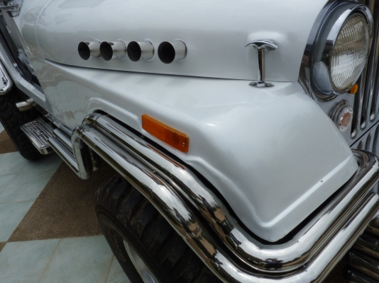 JEEP WILLYS with TOYOTA V8 engine JEEP WILLYS with TOYOTA V8 engine