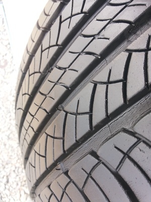 ขายยาง235/55/17 ปี 4609 MICHELIN LATITUDE   1  ชุด