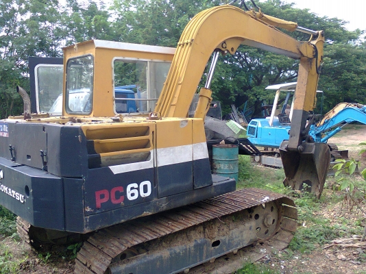 ขายkomutsu PC60