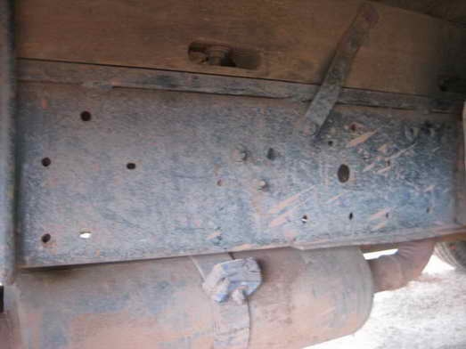 ISUZU  NPR 115 แรง ปี 36  เครื่อง 4BD1 หน้า F เฟืองหลัง F ยาง 825 เสริมแหนบ