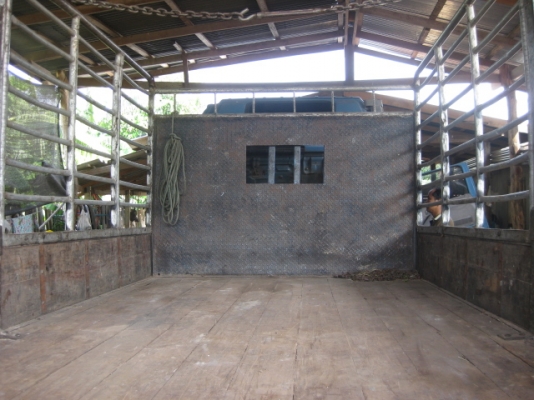 ISUZU  NPR 115 แรง ปี 36  เครื่อง 4BD1 หน้า F เฟืองหลัง F ยาง 825 เสริมแหนบ