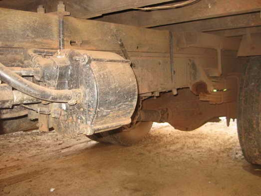 ISUZU  NPR 115 แรง ปี 36  เครื่อง 4BD1 หน้า F เฟืองหลัง F ยาง 825 เสริมแหนบ