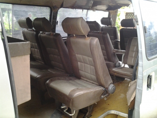 ขายรถตู้นิสสัน AUVAN ทะเบียนสวย