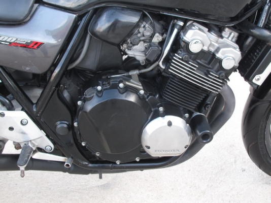 ขาย CB400 Tech/2 ปี2003 กุญแจชิบ อินวอยซ์สรรพสามิตร สด ๆ ไม่ค่อยใช้งาน