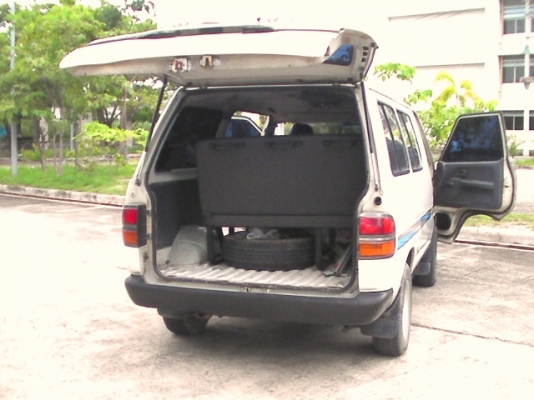 ขายรถตู้เล็กโตโยต้า Liteace เครื่องดีเซล 2C ขายรถตู้เล็กโตโยต้า Liteace เครื่องดีเซล 2C