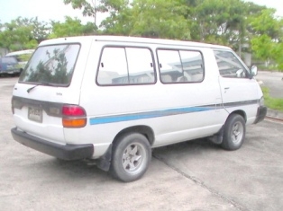 ขายรถตู้เล็กโตโยต้า Liteace เครื่องดีเซล 2C ขายรถตู้เล็กโตโยต้า Liteace เครื่องดีเซล 2C