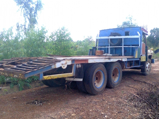 ขายรถเทเลอร์หัวยาวสิบล้อหางปลา