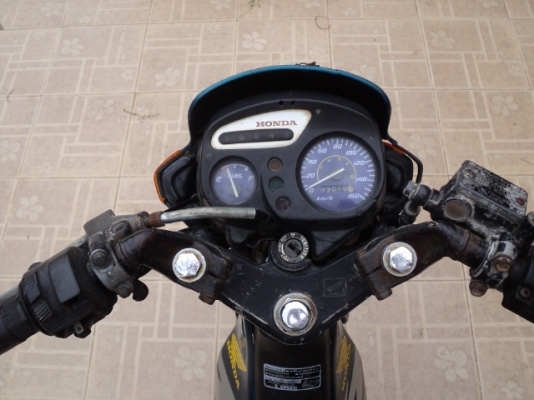 ขาย TENA ตัวสุดท้ายล้อแม็กเก่าเก็บทะเบียนโอน 7500 บาท