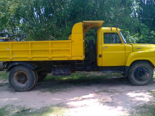 ขายรถหกล้อดั้มเครื่อง6bb1เล่มทะเบียนเต็มมี2คัน