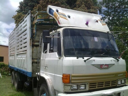 รถฮีโน่ 10 ล้อดั้ม F17  167 แรงม้า  สนใจติดต่อ 081 - 6079515