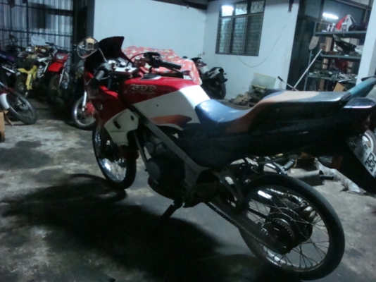 ขาย KR 150 ปี 40 พร้อมทะเบียน ขาย KR 150 ปี 40 พร้อมทะเบียน