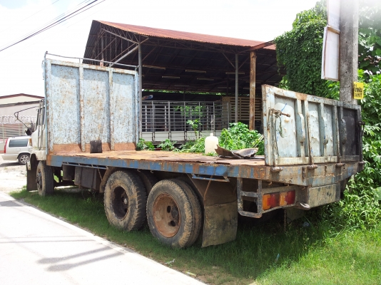 HINO KT 920 พื้นเรียบรถขับได้ปกติครับ