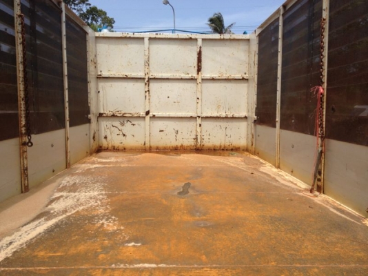 รถฮีโน่ 6 ล้อดั้ม 220 แรงม้า  สนใจติดต่อ 081 - 6079515