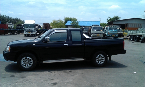 ขายรถกระบะฟรอนเทียแค๊ปพร้อมใช้งาน