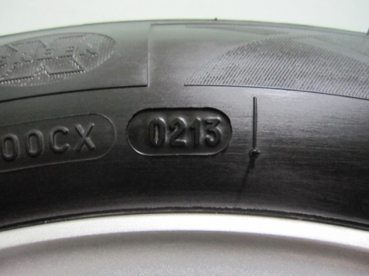 ขายล้อแม็ก Honda BRIO พร้อมยางป้ายแดงปี 13 ขอบ 14 ขายล้อแม็ก Honda BRIO พร้อมยางป้ายแดงปี 13 ขอบ 14