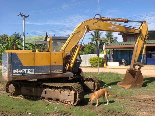 ขายโคมัสสุPC120 -2 สภาพพร้อมทำงาน ขายโคมัสสุPC120 -2 สภาพพร้อมทำงาน