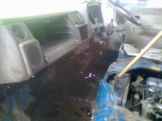 ขายรถ6ล้อ Toyota Dyna300 BU87 เครื่อง14B 115แรง ทะเบียนขาด 1 ปี พร้อมโอน