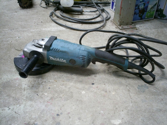 หินเจียรมือ 7 นิ้ว MAKITA แท้