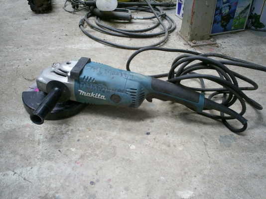 หินเจียรมือ 7 นิ้ว MAKITA แท้