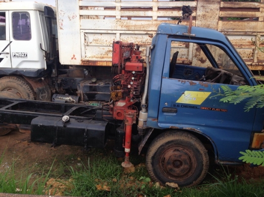 ขาย 6ล้อ ติดเฮี๊ยบ 1ตัน ISUZU KS 110 วางเครื่อง4HF1 120HP ฝาดำ (ลงเล่ม) ช่วงล่างเดิม คัสซีดี ยางดี6เส้น หัวบางเดิมเก็บนิดหน่อยสวย ติดเฮี๊ยบ UNIC 1ตัน สภาพดี พร้อมกระบะคาร์โก้ 4.30ม. สภาพดี  ขอขายทุนคืน ราคาต่อรองได้ครับ