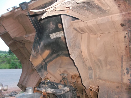 ขายด่วนรถสิบล้อหลงโบซ๊L4164เครือง6D16โบ220แรงม้า