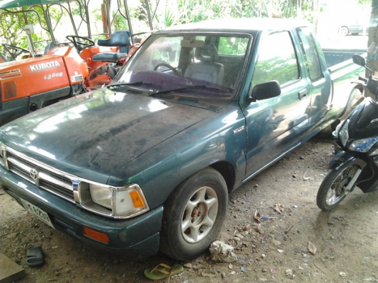 ขาย กระบะแค็ป TOYOTA, HILUX MIGHTY-X 2.5GL X-TRA CAB ปี37/94 เครื่องเดิม2L 2.5เครื่องดีติดง่าย แห้งๆไม่เยิ้ม ช่วงล่างแน่น คัสซีสวยเดิมๆ กระบะพื้นไม่ผุ ตัวรถสีสวยเก็บสีมาแล้ว ภายในสวย แอร์เย็น พ.ธรรมดา ล้อแม็ก ยางดี4เส้น หน้า-หลังเดิม ไม่เคยชนหนัก พร้อมใช้