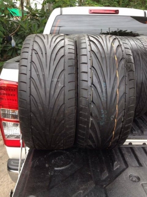 ขายยางเทพ TOYO T1R 255-35-18  ดอกเต็มๆ เหมือนเบิกไหม่ ถูกๆ1คู่