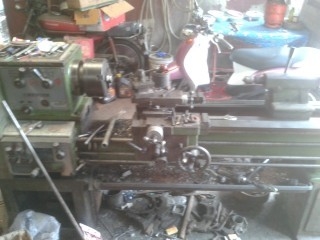 ขายเลิกกิจการเครื่องกลึง2แท่นอัด1