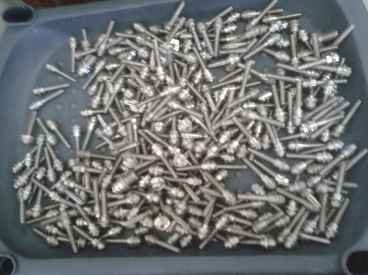 ขายเหมา-น็อตกลึงแต่งมอไซค์2000กว่าตัว70กว่าโล ขายเหมา-น็อตกลึงแต่งมอไซค์2000กว่าตัว70กว่าโล